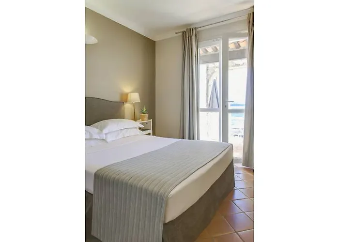 La Belle Aurore Hotel