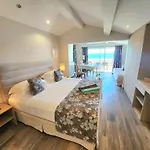 La Belle Aurore 4* סן-מקסים