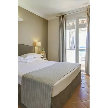 La Belle Aurore Hotel