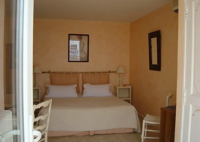 Hotell La Belle Aurore 4*