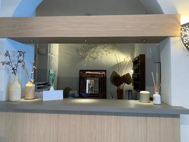 La Belle Aurore Готель