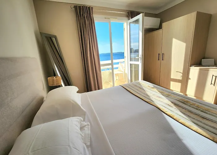 La Belle Aurore Hotel