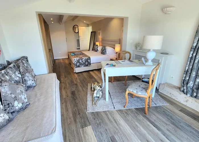 La Belle Aurore Сент-Максім