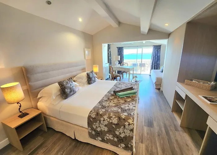 La Belle Aurore 4* Сент-Максім