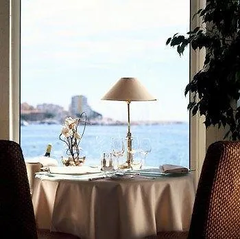 Hotel La Belle Aurore