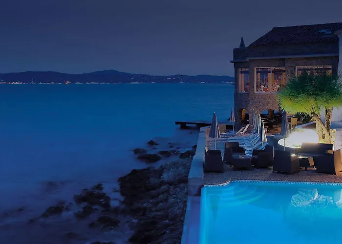 Hotell La Belle Aurore 4*